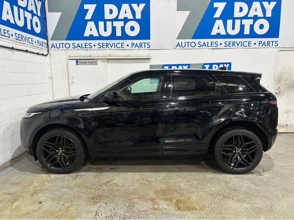 Land Rover Range Rover Evoque 2.0 R-DYNAMIC 150PS - Image 3