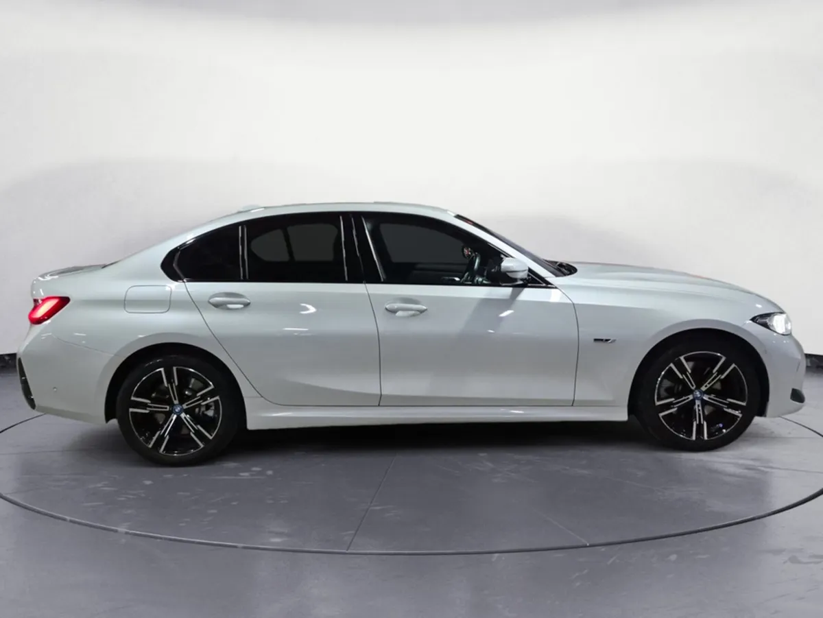 BMW 3-Series S3MI 4DR AUTO - Image 4