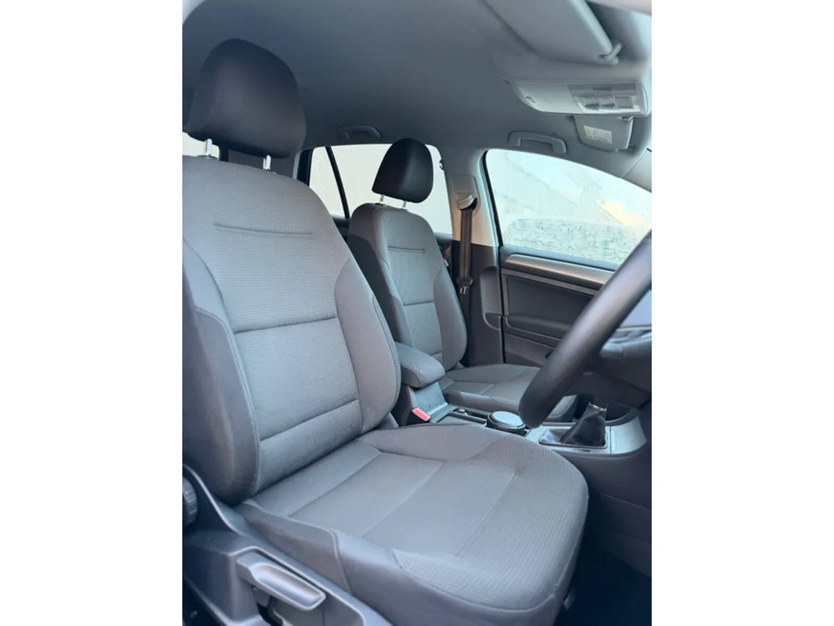 Volkswagen Golf NEW 2 Year Nct - CL 1.2 TSI MANUAL - Image 4