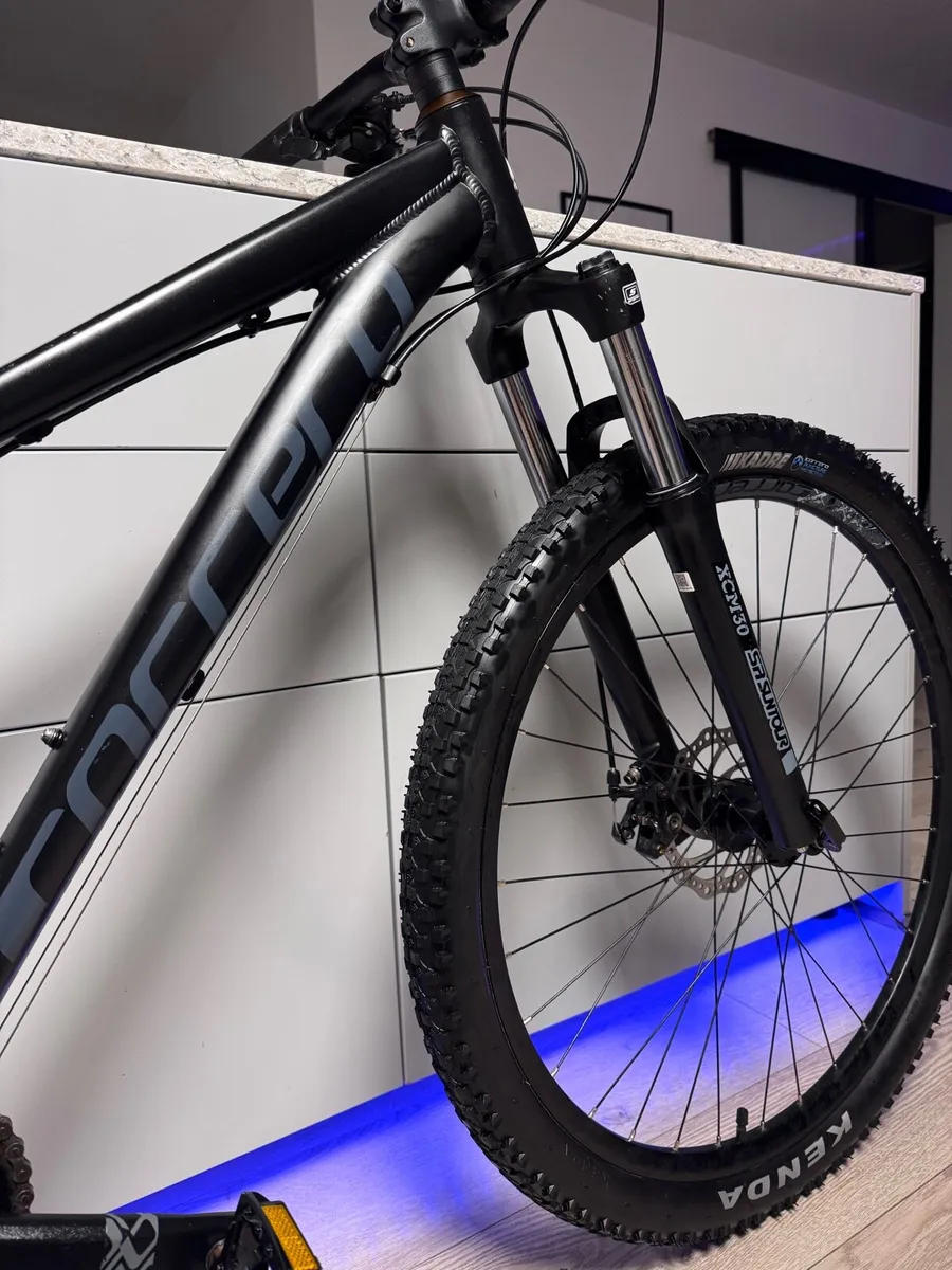 Carrera Vengance Mountain Bike - Image 3