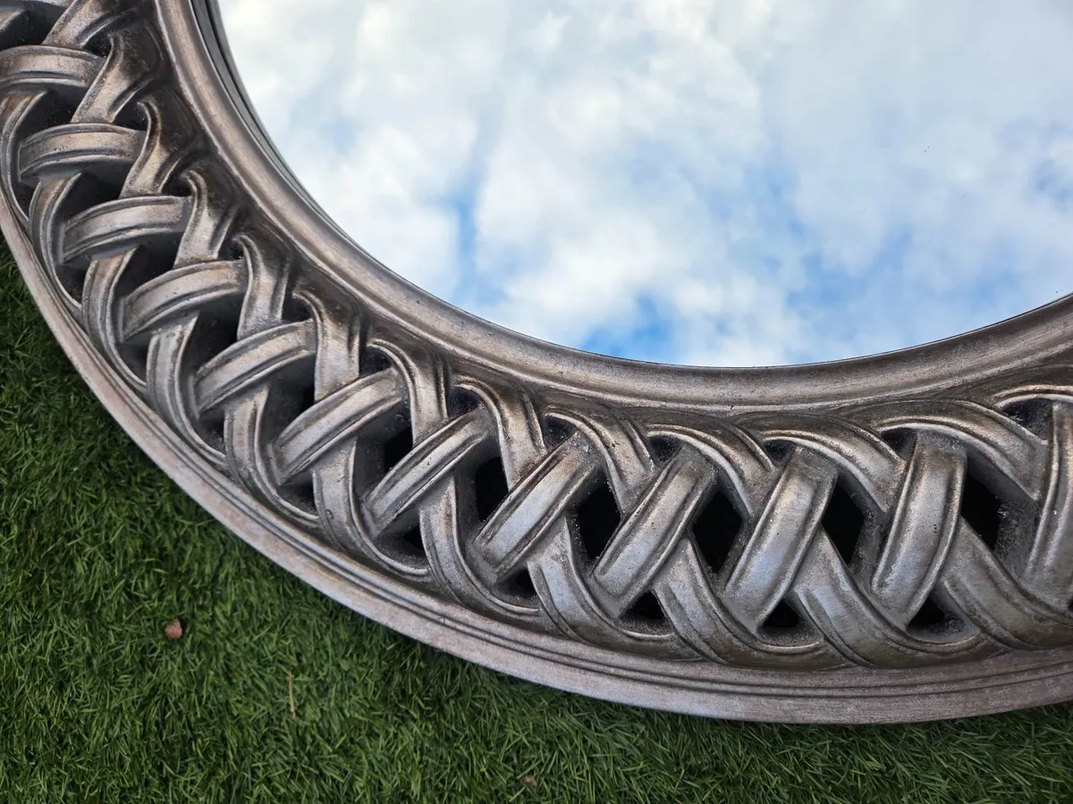 Mirror - Image 3