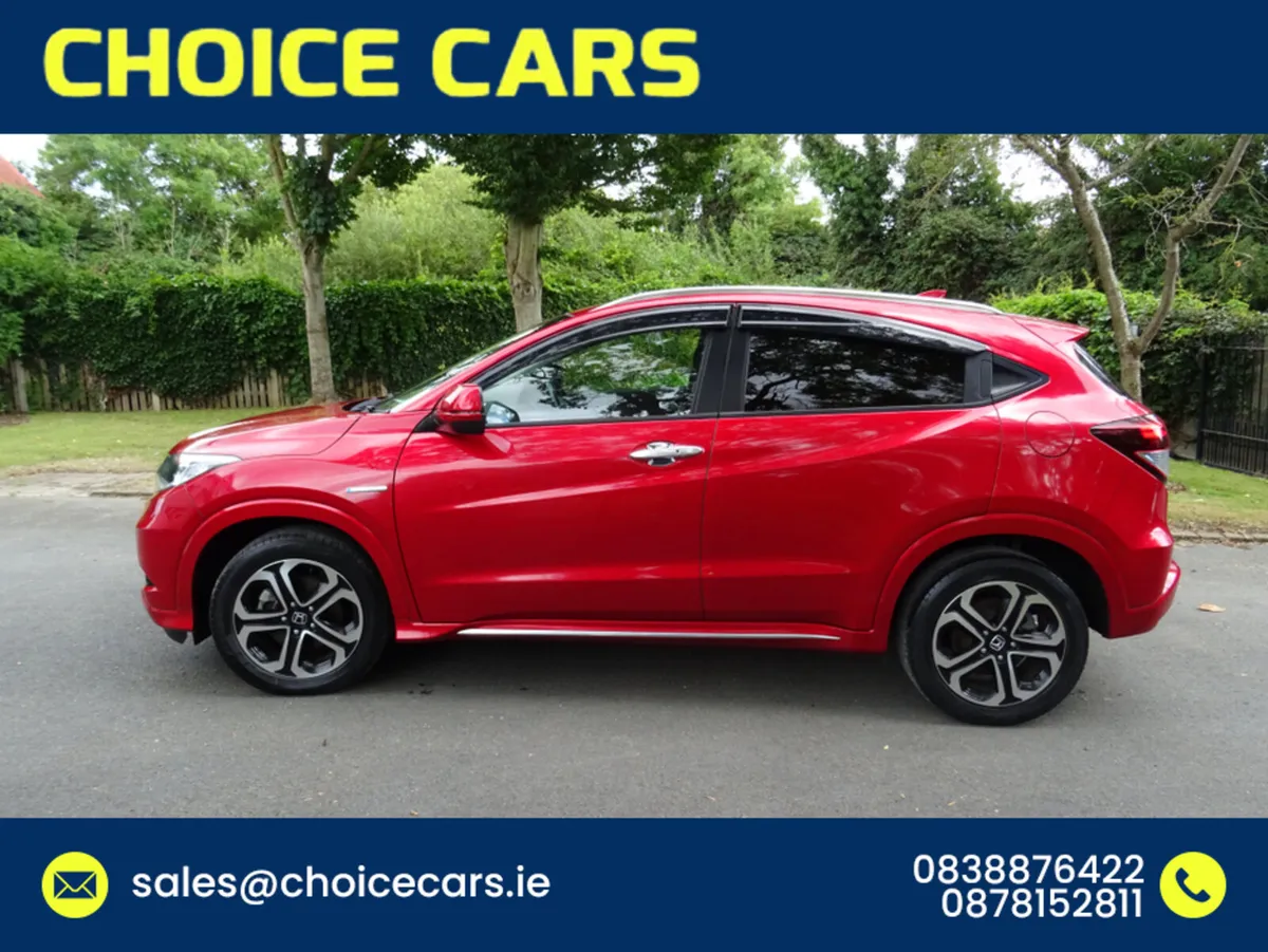 Honda Vezel 1.5 AUTO HYBRID FULL LEATHER SEATS - Image 2