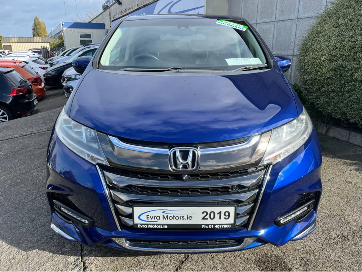 Honda Odyssey ABSOLUTE 7 SEATER HYBRID AUTOMATIC 2 - Image 2