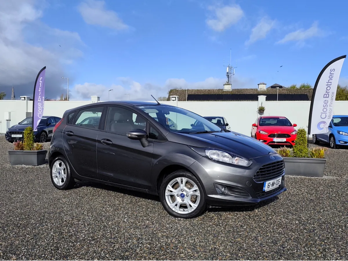 Ford Fiesta ZETEC 1.0 65PS M5 4DR MCA - Image 1