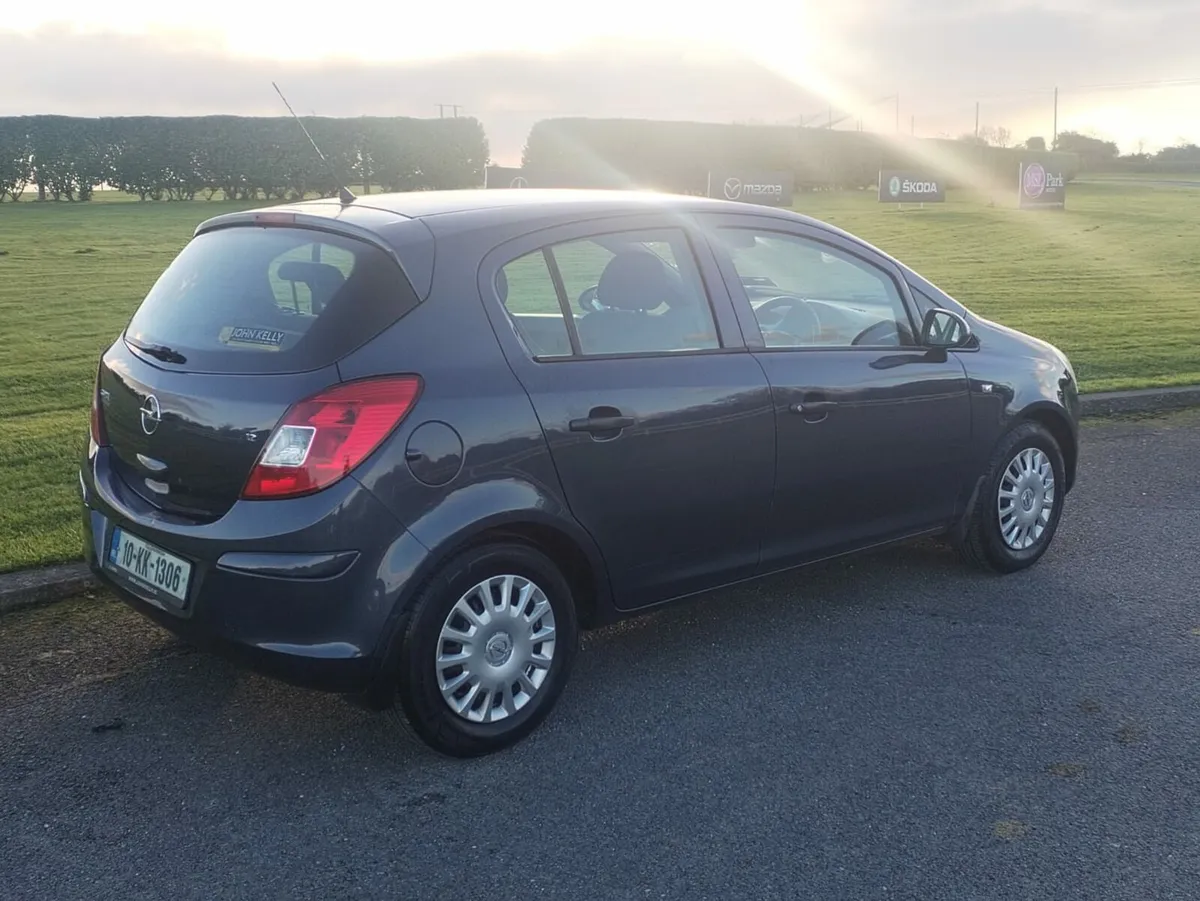 Opel Corsa automatic - Image 3