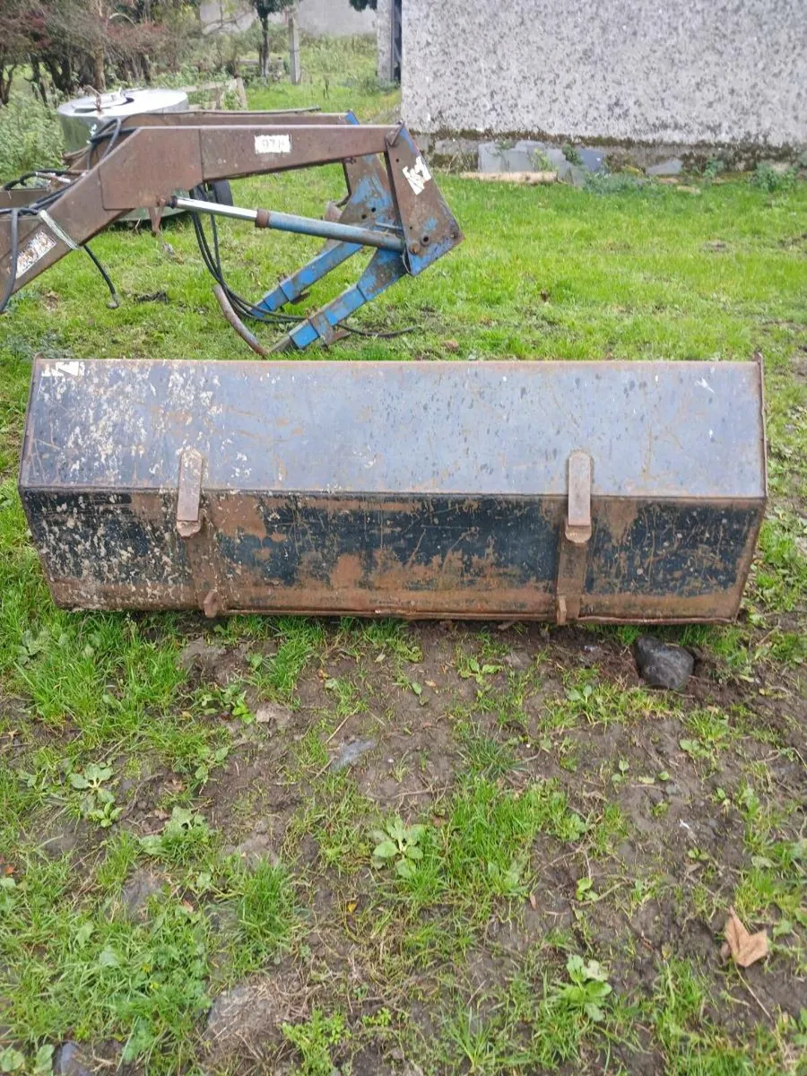Tanco 978 power loader brackets  ford - Image 1
