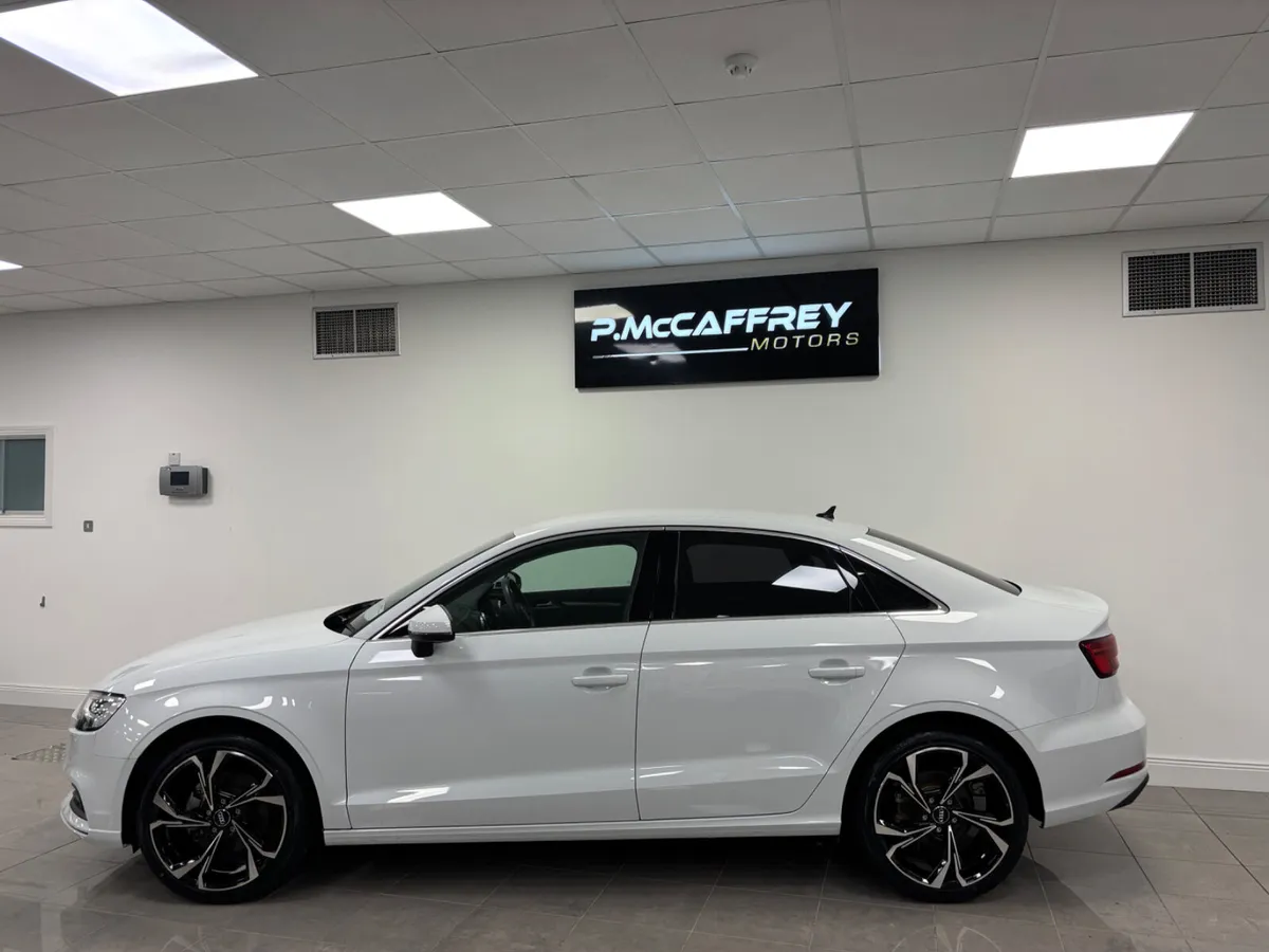 2018 Audi A3 1.4 TFSI S-Tronic Auto Reversing Came - Image 2