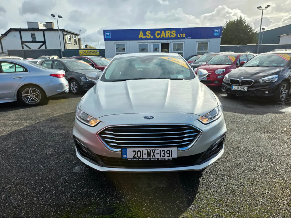 Ford Mondeo TITANIUM 5DR 2.0 TD ** EXCEPTIONALLY L - Image 3