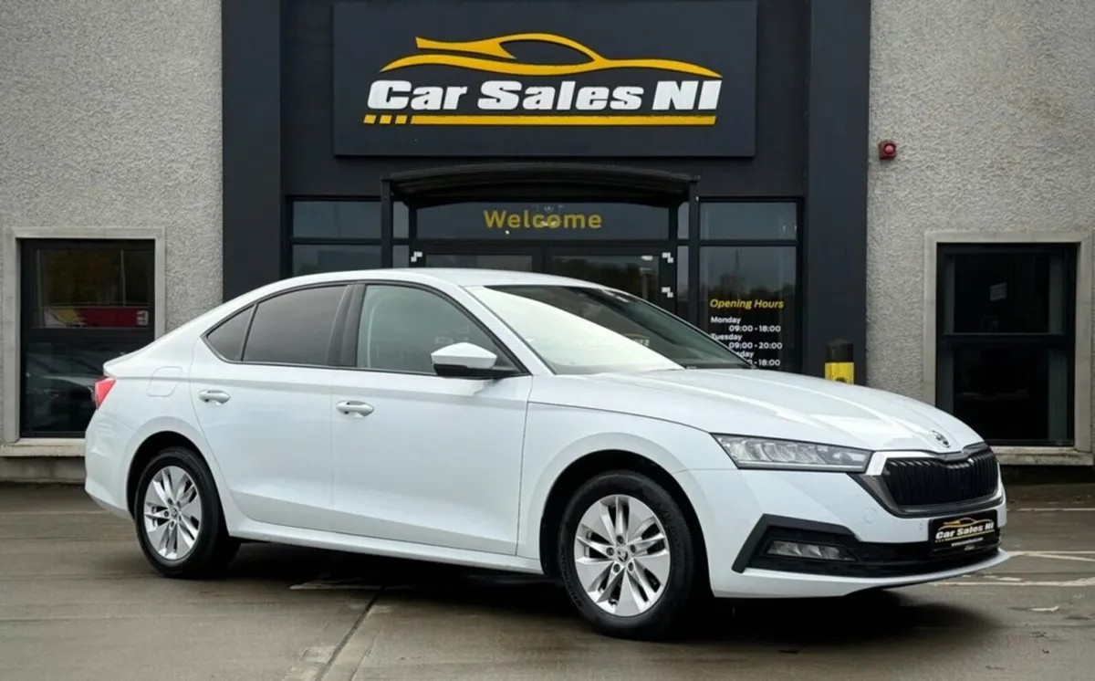 2.0 TDI SE Technology Hatchback 5dr Diesel Manual - Image 1