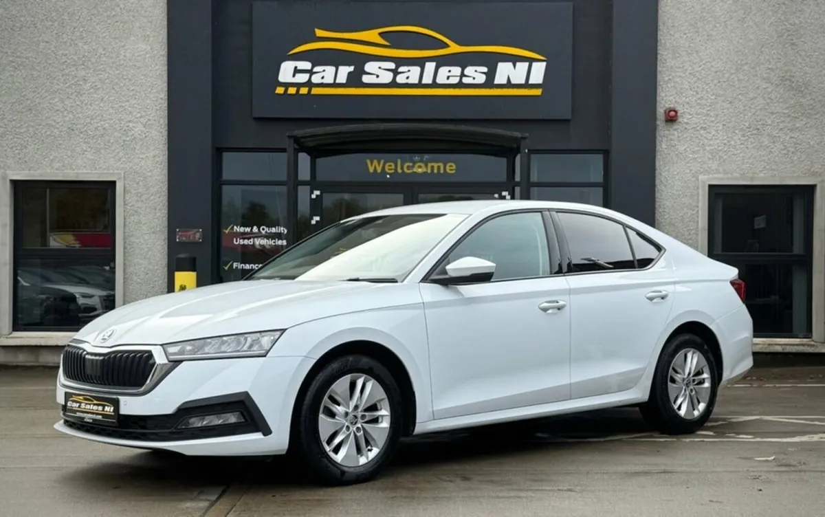 2.0 TDI SE Technology Hatchback 5dr Diesel Manual - Image 2