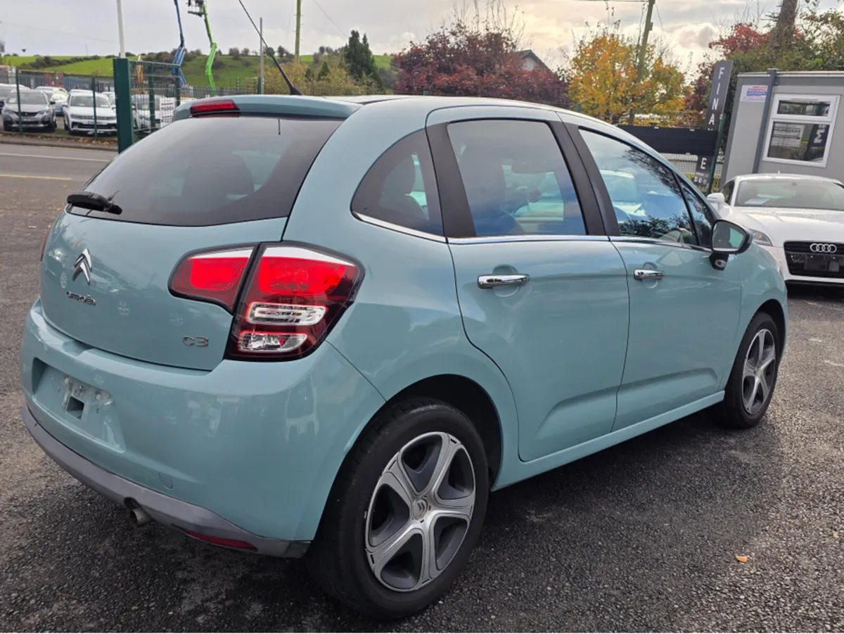 Citroen C3 1.2  FULL MOON ROOF ALLOYS - AC - FOG L - Image 2