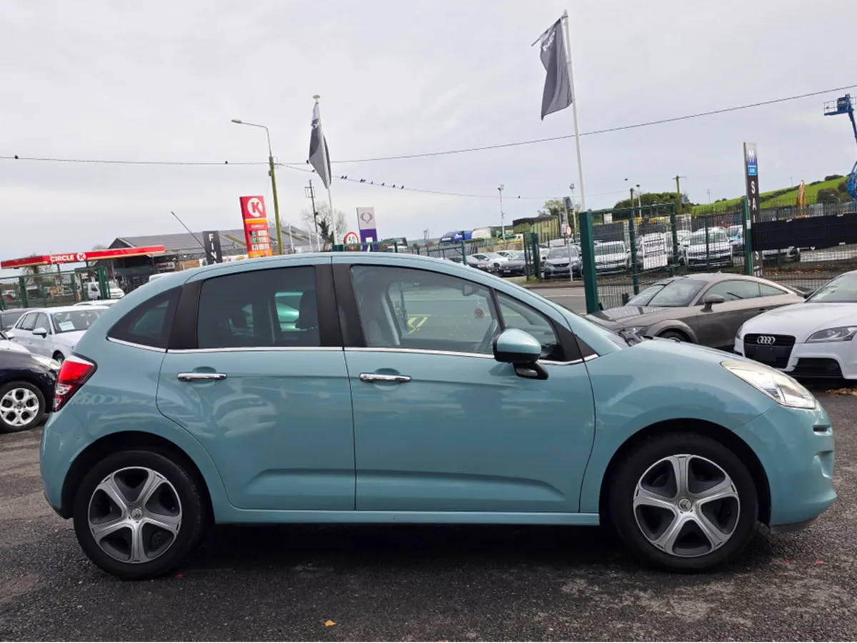 Citroen C3 1.2  FULL MOON ROOF ALLOYS - AC - FOG L - Image 4