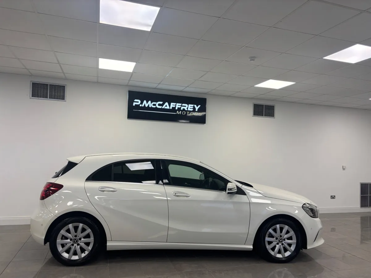 2017 Mercedes-Benz A180 1.6 Style Auto Half Leathe - Image 2