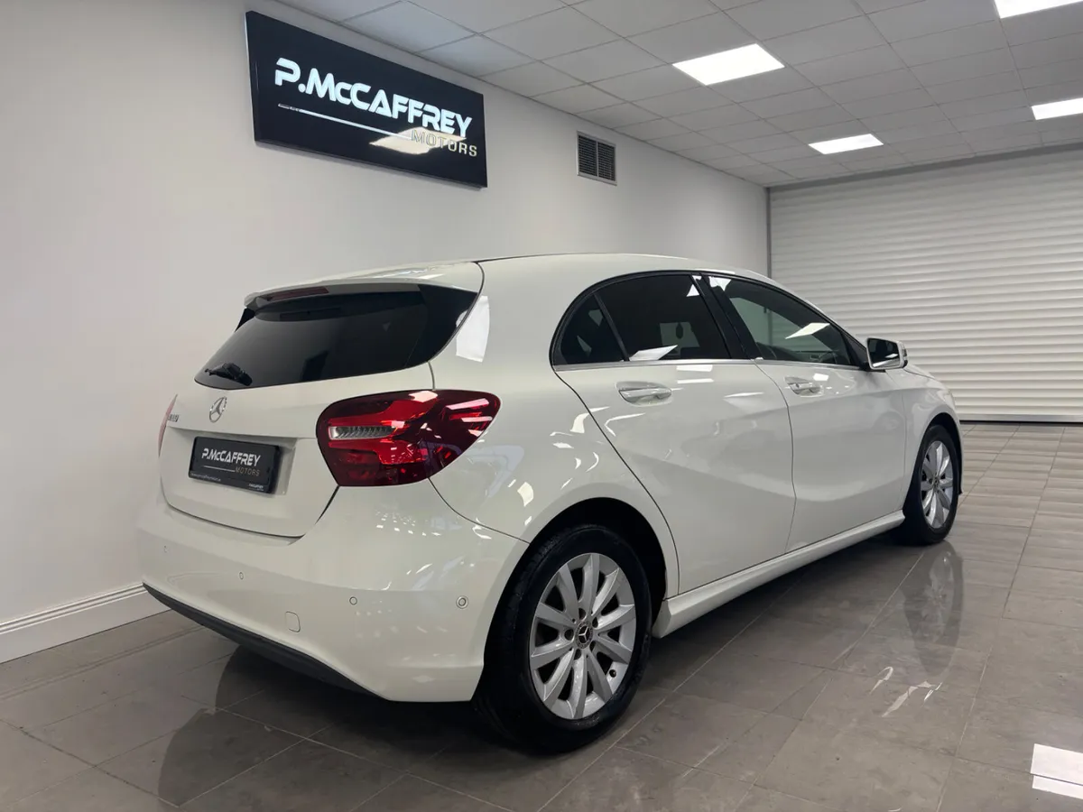 2017 Mercedes-Benz A180 1.6 Style Auto Half Leathe - Image 3