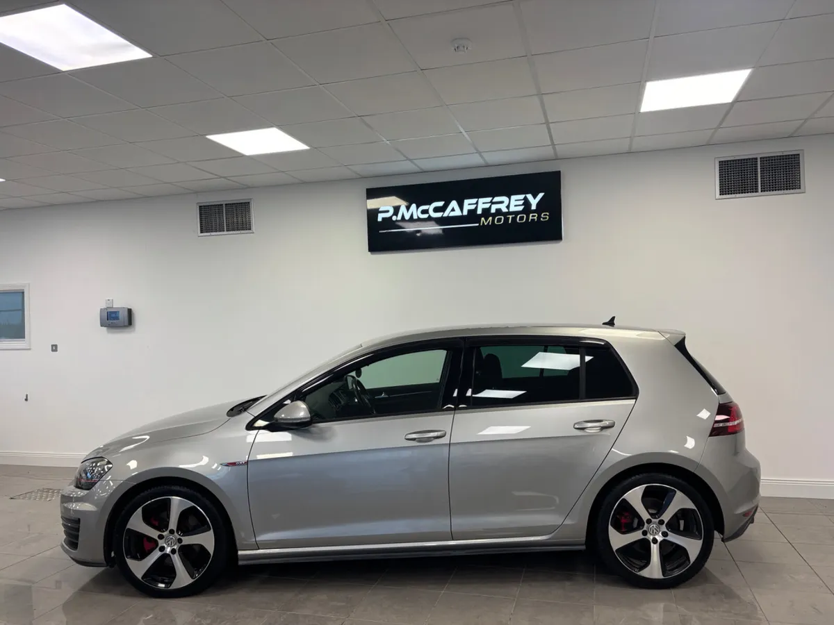 2015 Volkswagen Golf GTI 2.0 TSI DSG AUTO - Image 2