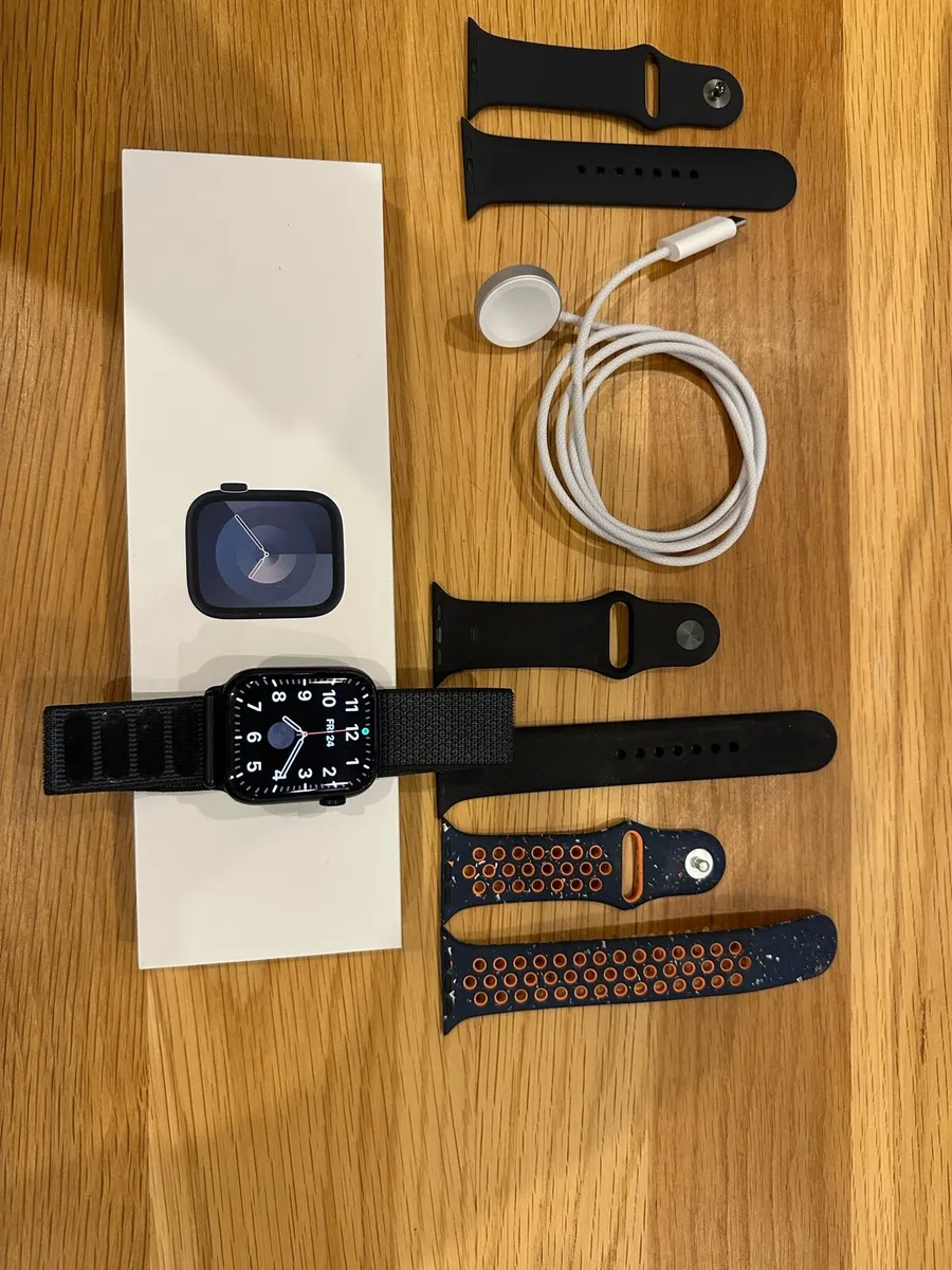 Apple Watch series 9 45mm - Image 2