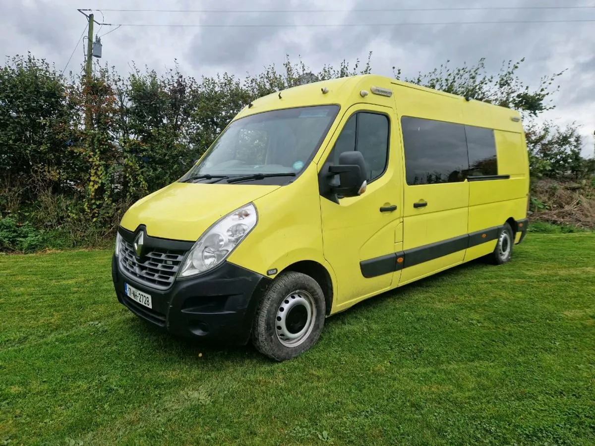 171 Renault Master Camper for sale - Image 3