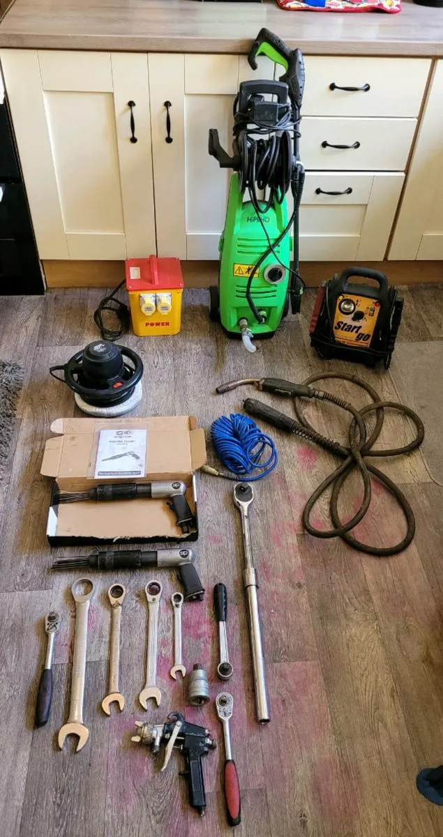 Tools - Image 1