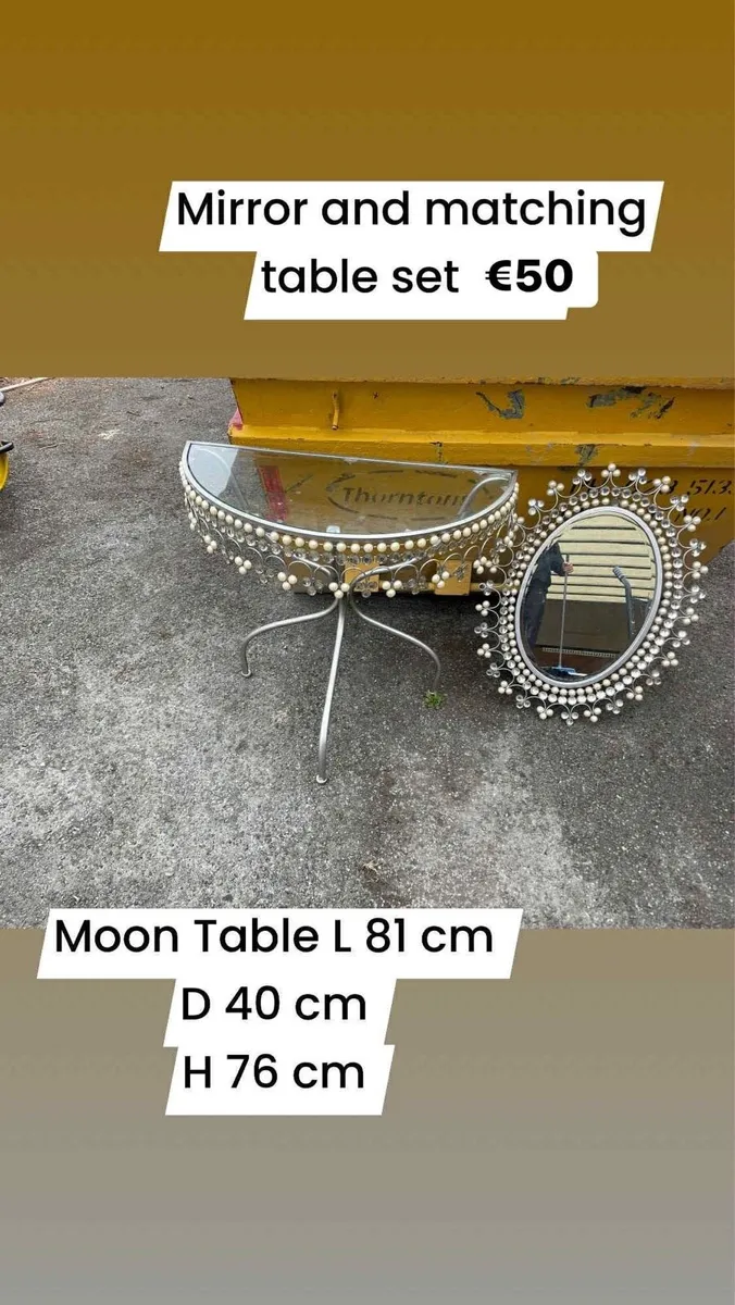 Hall table and matching mirror - Image 1