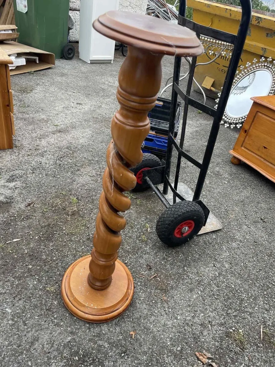 Furniture stand (plant , decor or lamp etc) - Image 4