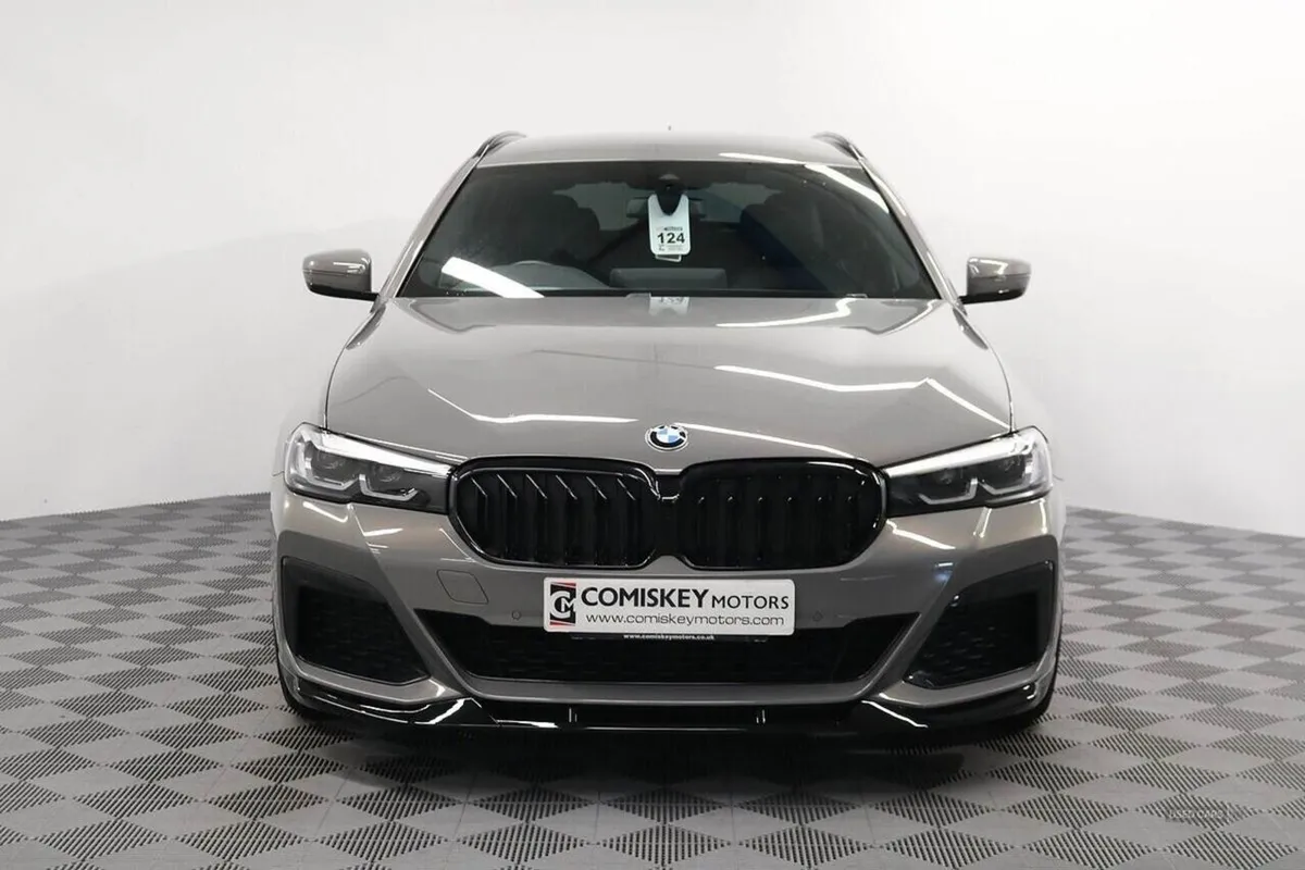 BMW 5 Series 520d MHT M Sport - Image 2