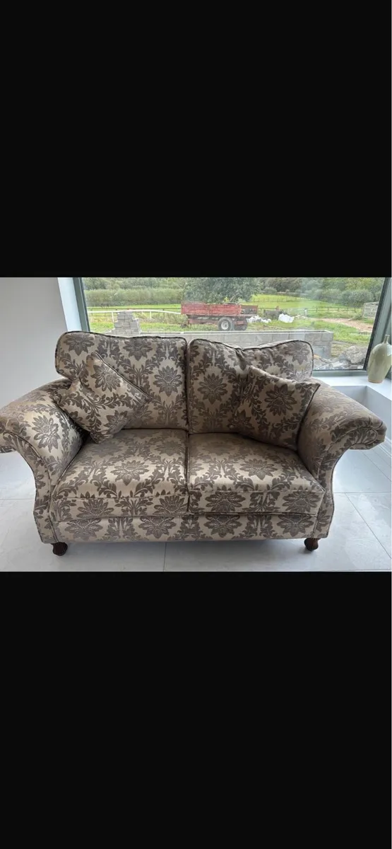 Living room furniture - Image 2