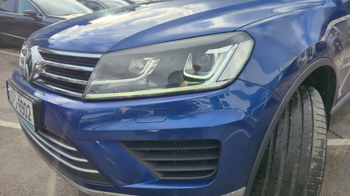 Volkswagen Touareg AUTO  AA Approved Crewcab - Image 4