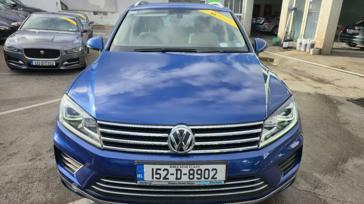 Volkswagen Touareg AUTO  AA Approved Crewcab - Image 3
