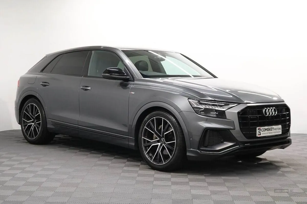 Audi Q8 TDI V6 Black Edition - Image 1