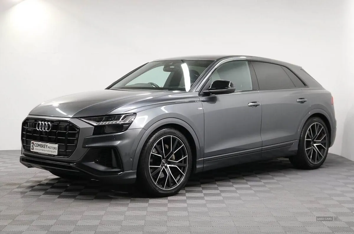 Audi Q8 TDI V6 Black Edition - Image 4