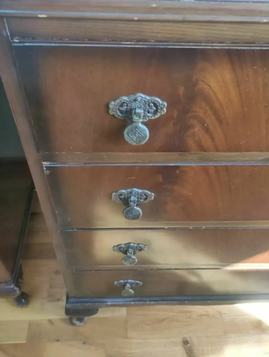 Vintage Chest of Drawers - Image 3