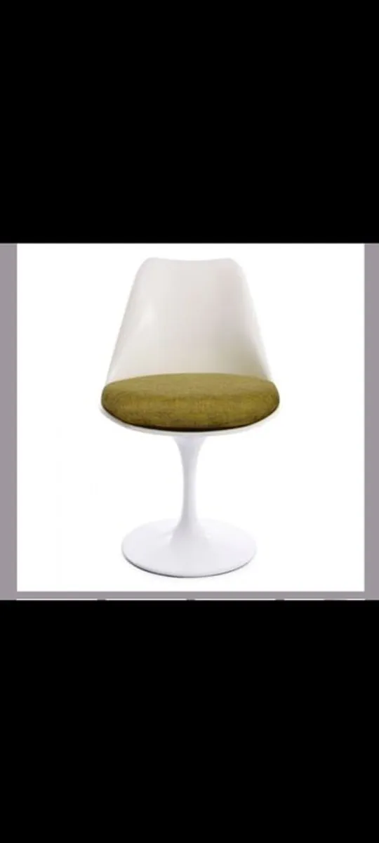 Tulip dining chairs - Image 3