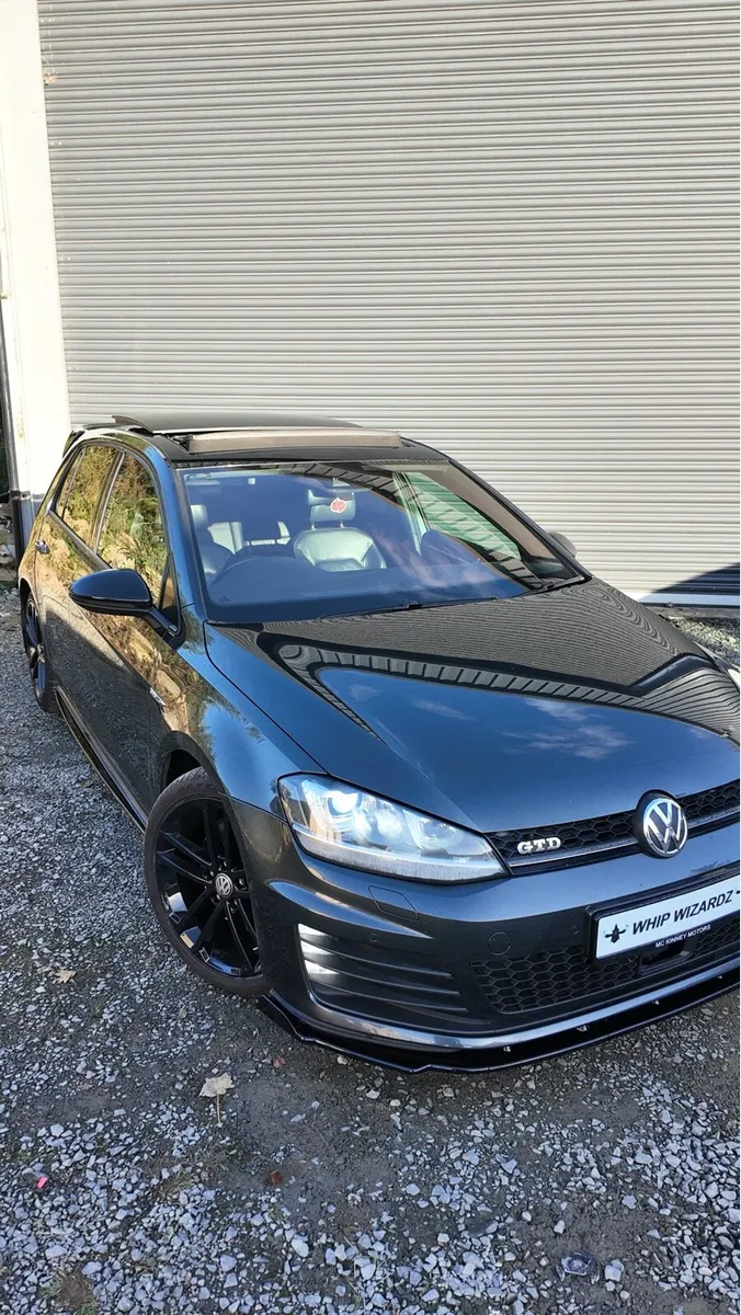 2014 Volkswagen GTD - Image 4