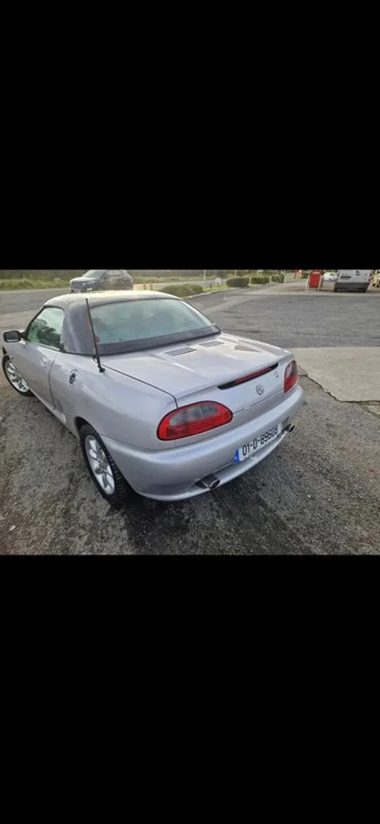 2001 Rover Mg - Image 4