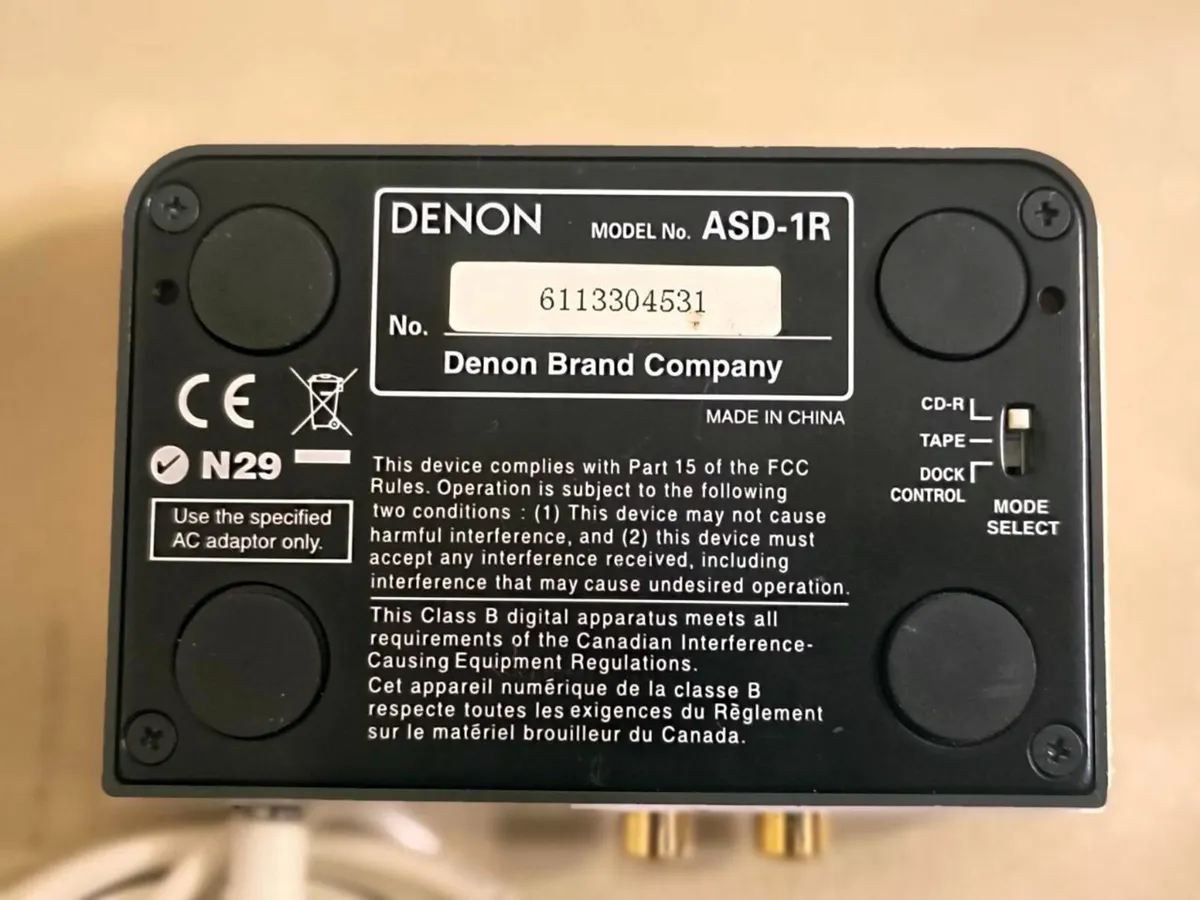 Denon ASD-1R iPod control dock - Image 2