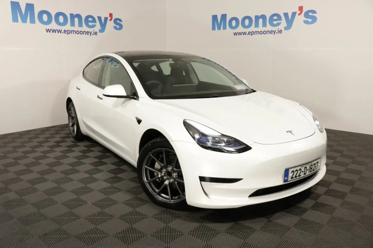 Tesla Model 3 RWD - Image 1
