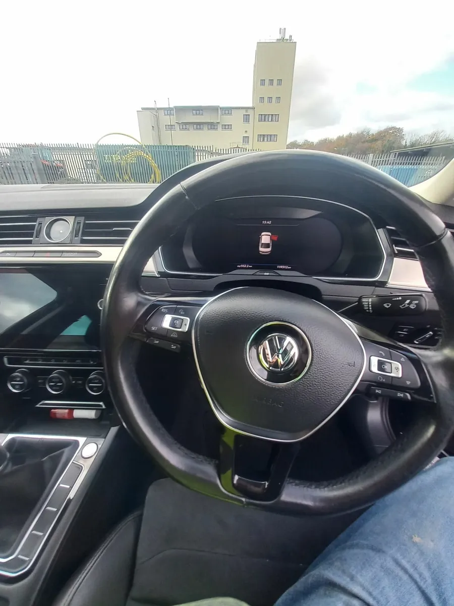 Volkswagen Passat 2018 - Image 4