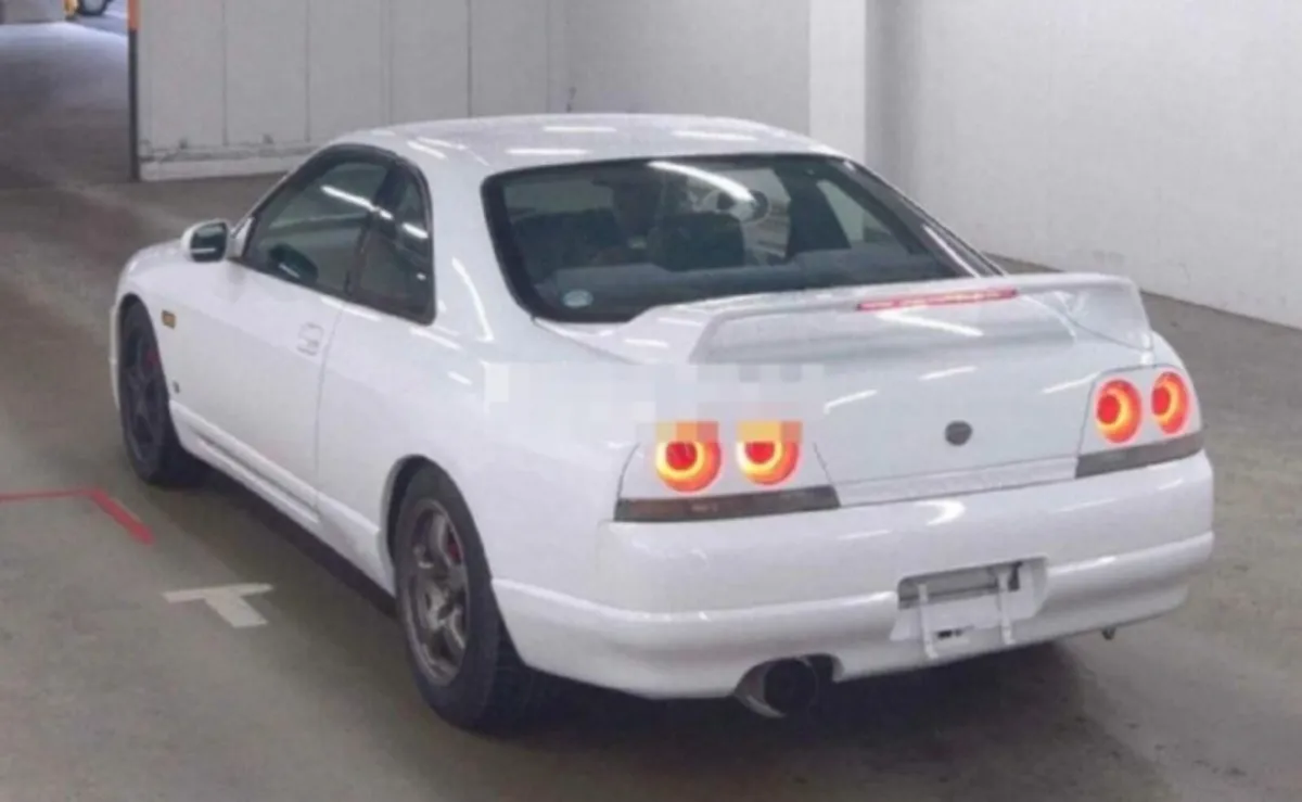 Nissan Skyline 1995 - Image 2