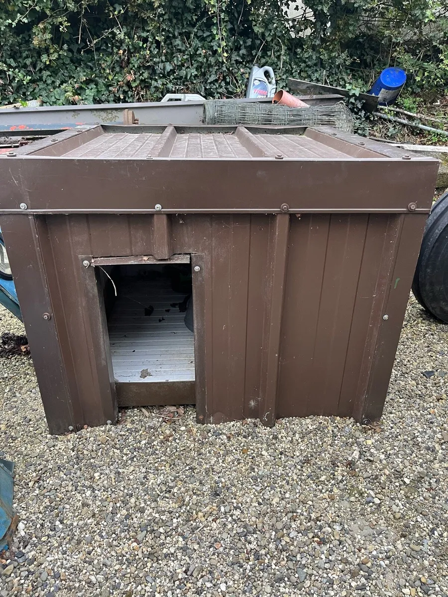 Dog Kennel and Run - Image 3