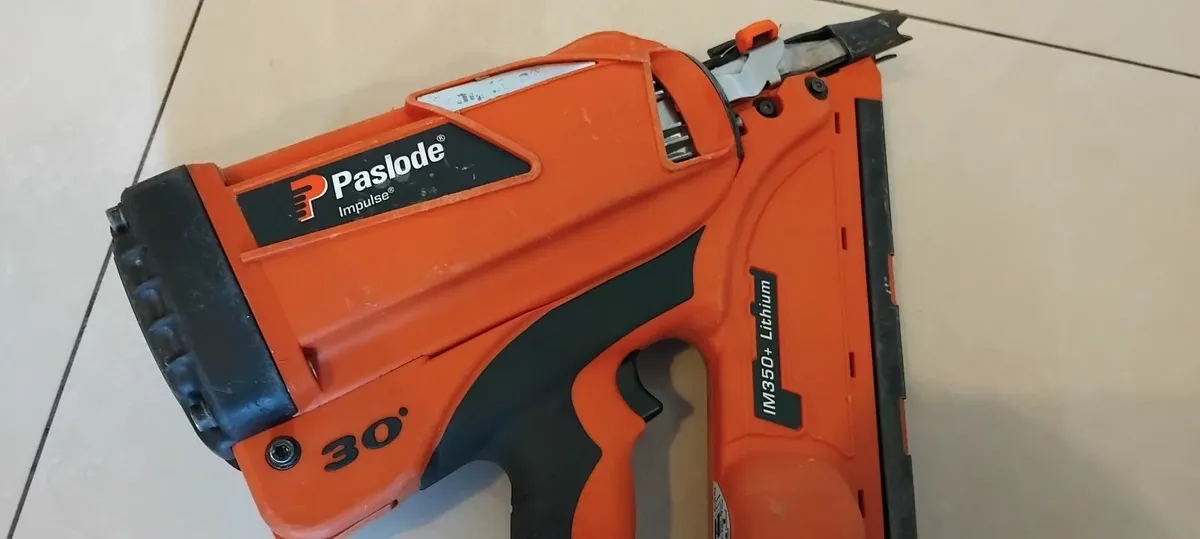 Paslode IM350+ Lithium Nailer "Fully Serviced" - Image 4