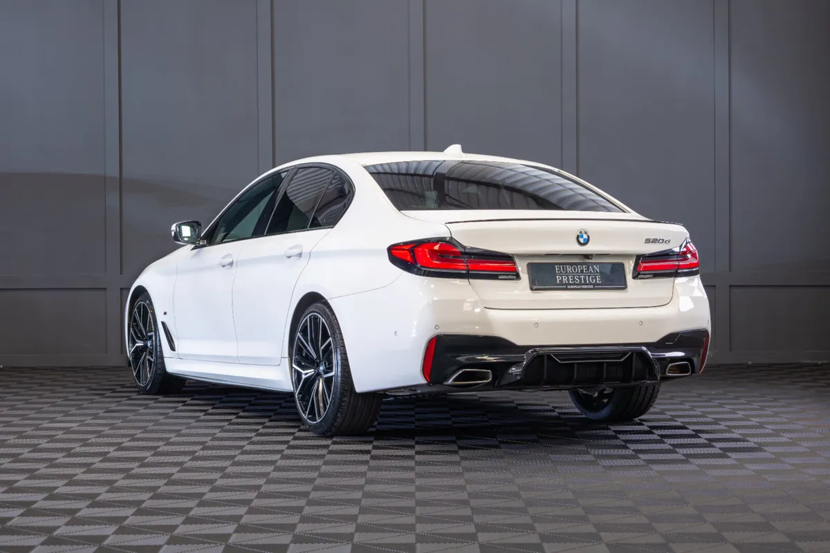 222 BMW 5-Series 520d M-Sport - Image 4