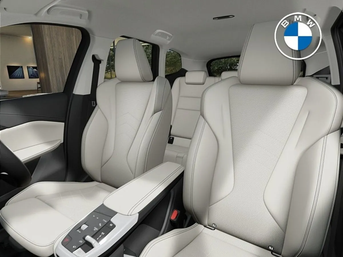 BMW iX1 Edrive20 Xline - Image 4