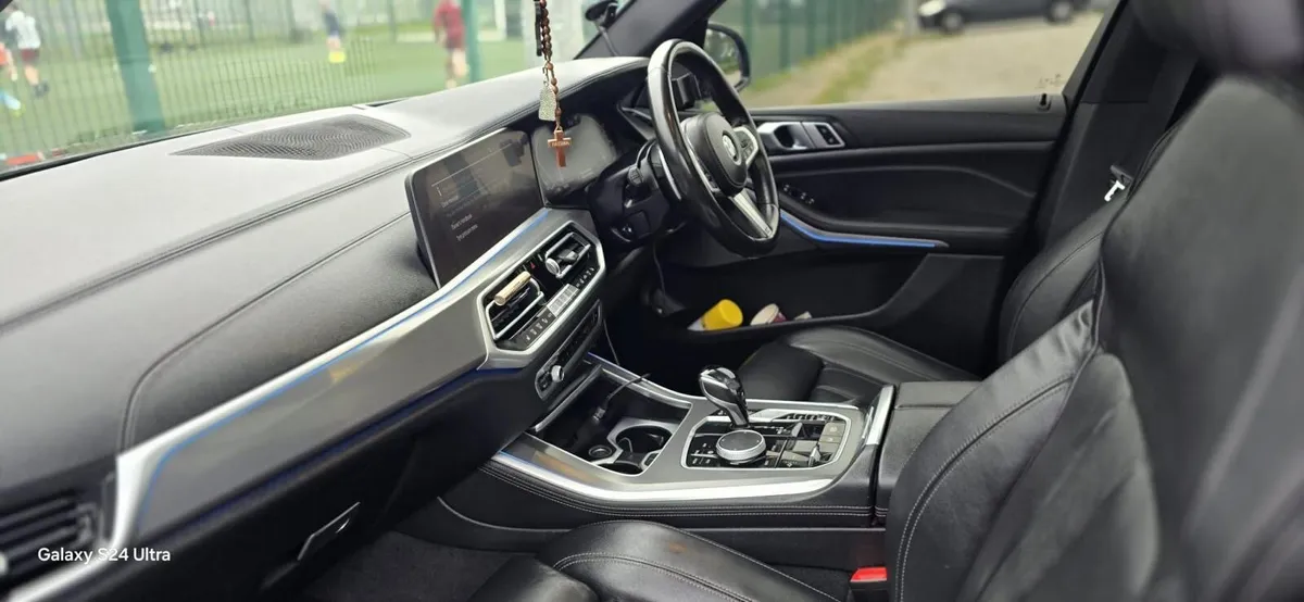 BMW - Image 4