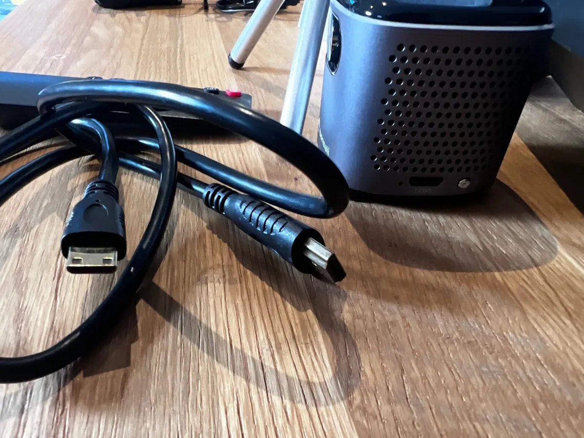 Mini Smart Projector - Image 3