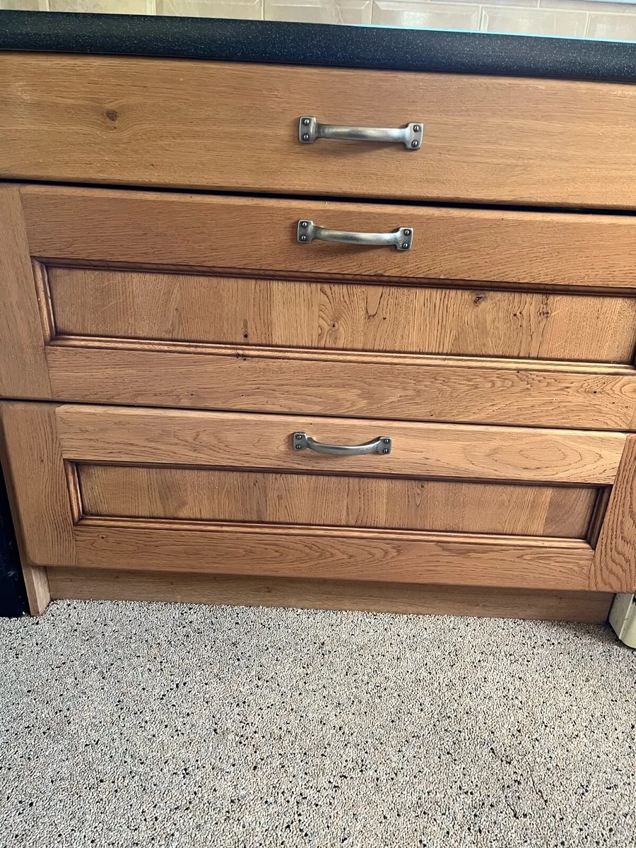 Kitchen units - Image 3