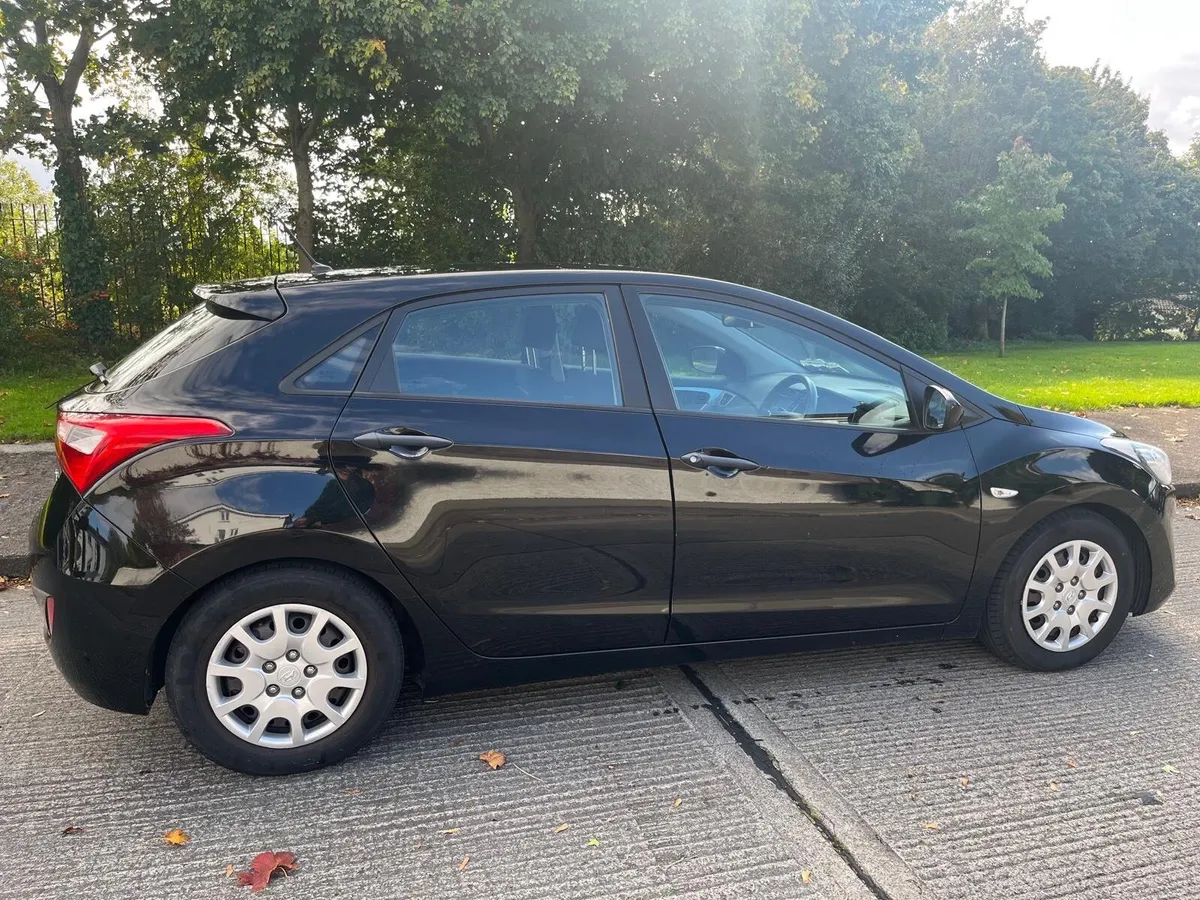 Hyundai i30 2012 - Image 2