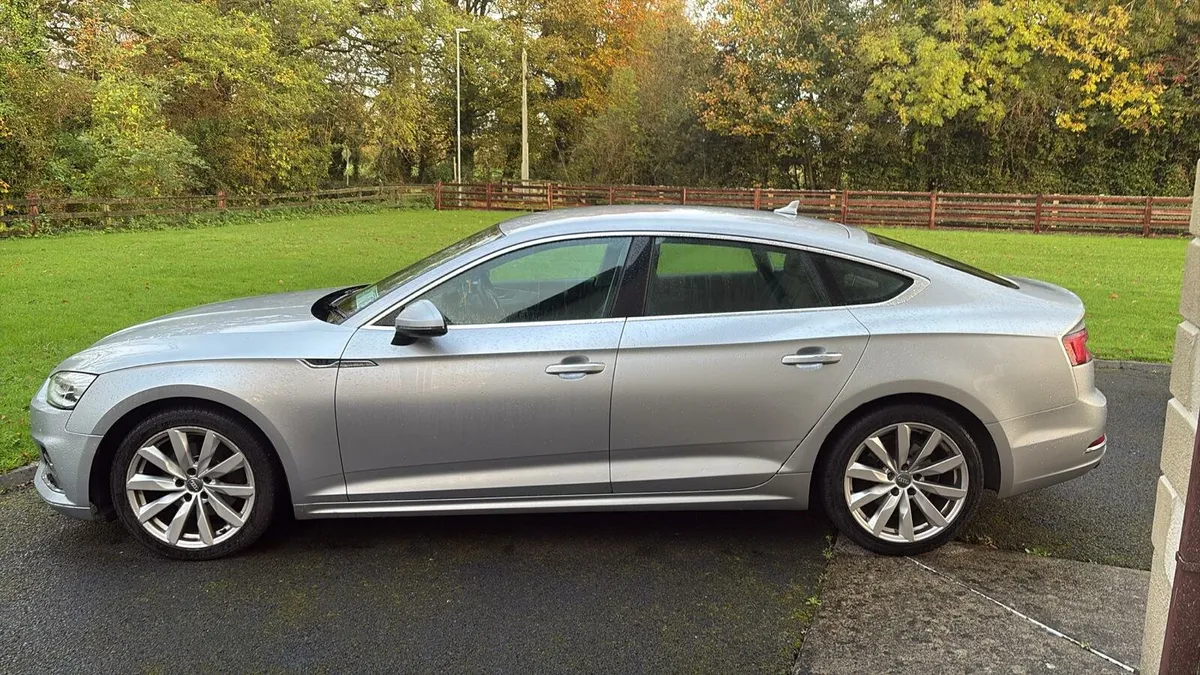 181 AUDI A5 2.0 TDI. Only 11350 euro - Image 2
