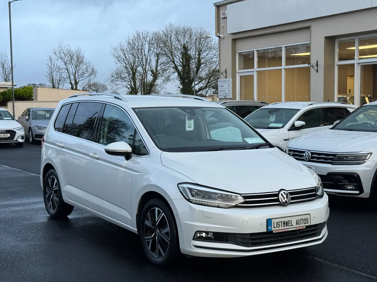 201 VW TOURAN 2.0 AUTO HIGHLINE * 7 SEATER * - Image 4