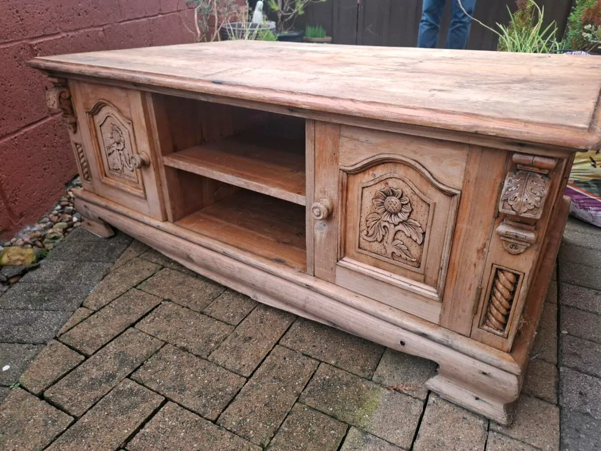 Coffe table - Image 1