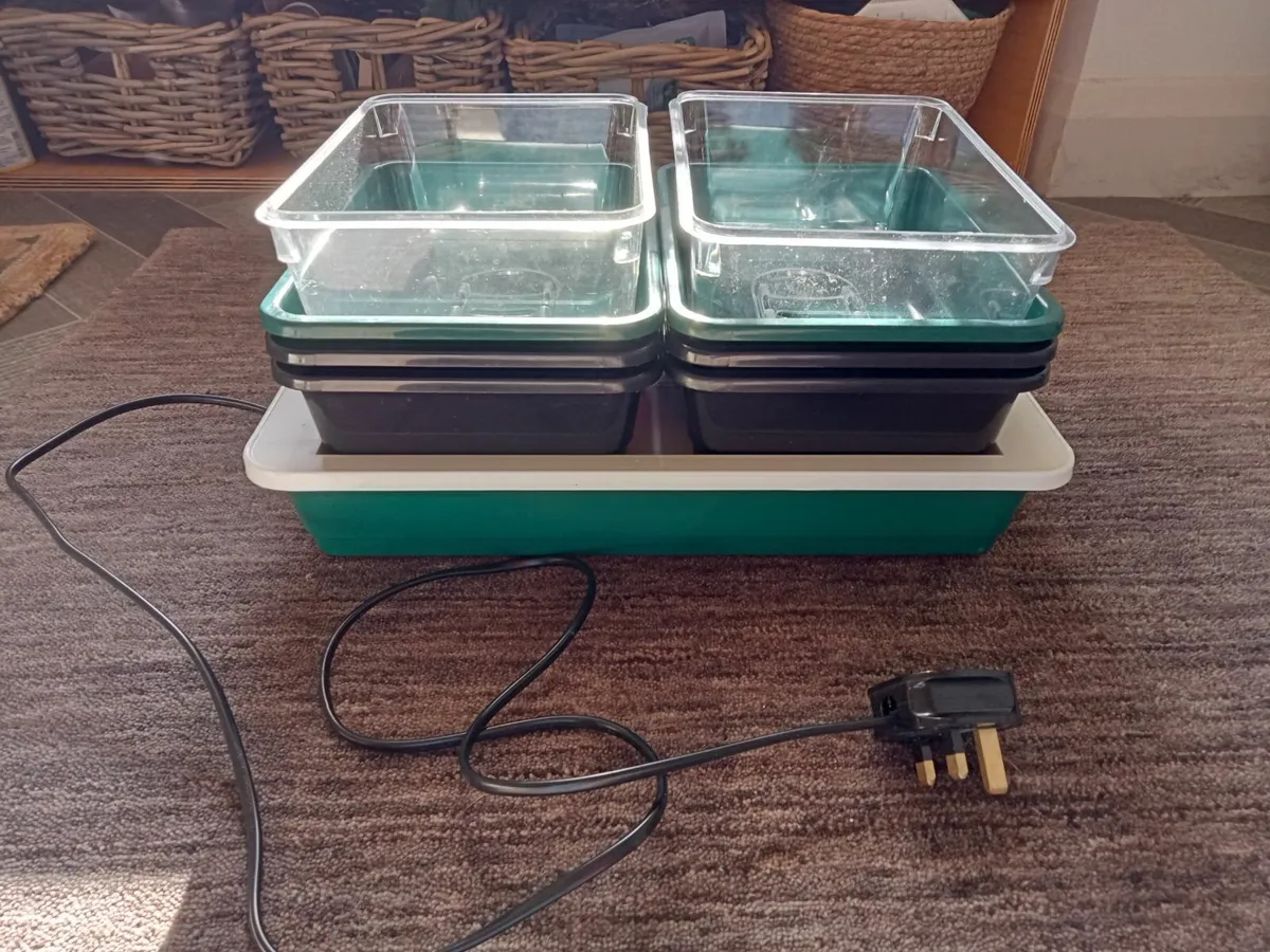 Electric Seed Tray Propagator - Image 1